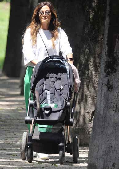 Giorgia Palmas E Filippo Magnini Al Parco Con Mia E Imprevisto