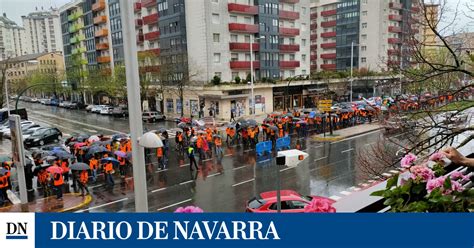 Manifestaci N Caza Pamplona Cientos De Cazadores Se Manifiestan En