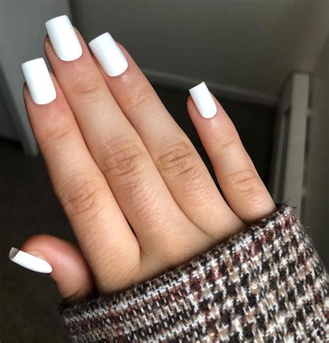 Full White Acrylic Nails