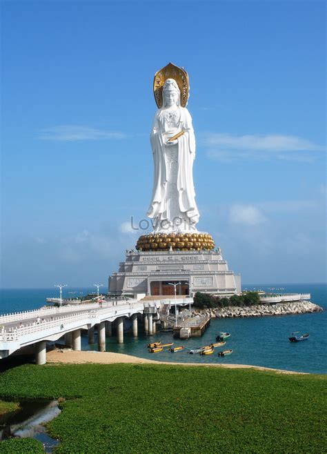 Guanyin Statue On The Seaside Of Sanya Hainan Picture And Hd Photos