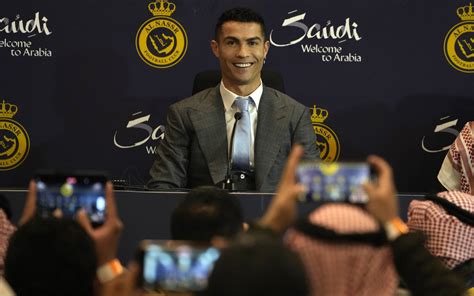 Cristiano Ronaldo bei Al-Nassr vorgestellt