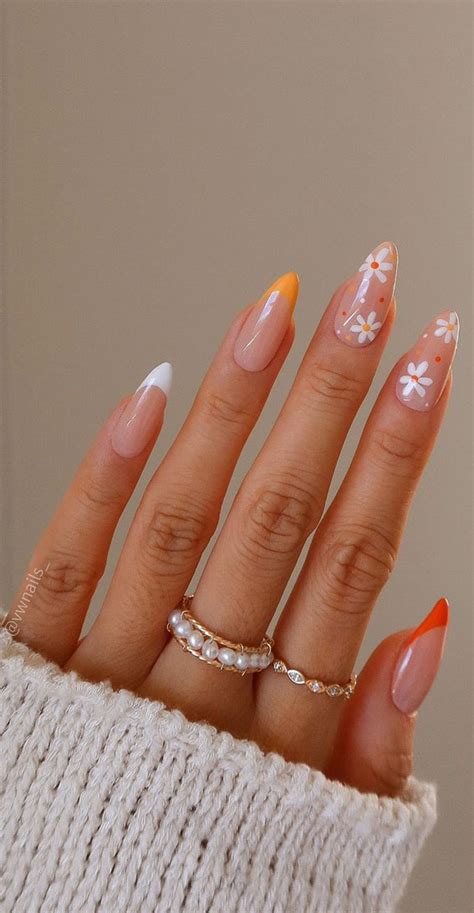 Trendy Flower Nail Designs That You Should Try Flower Orange And