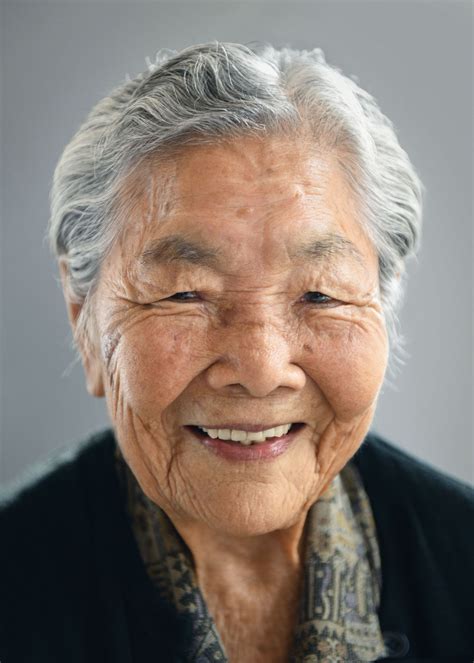 Photos Portraits Of Women Over 100 From ‘aging Gracefully