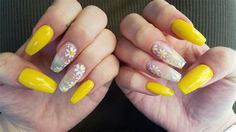 Tried And Tested Skin Care Tips Daisy Nails Yellow Nails Design Nails