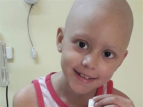 Delfina la niña que venció al cáncer con 52 quimioterapias Salud180