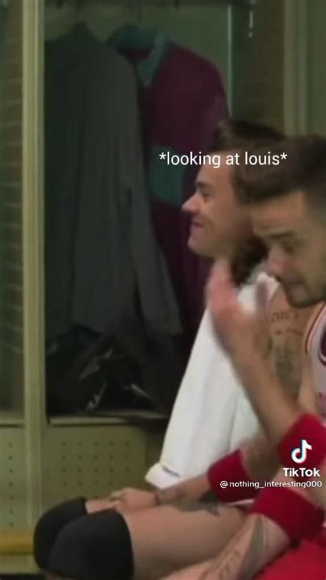 7 One Direction Gay Ideas One Direction Humor Larry Stylinson One Direction