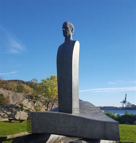 Thor Heyerdahl Monument