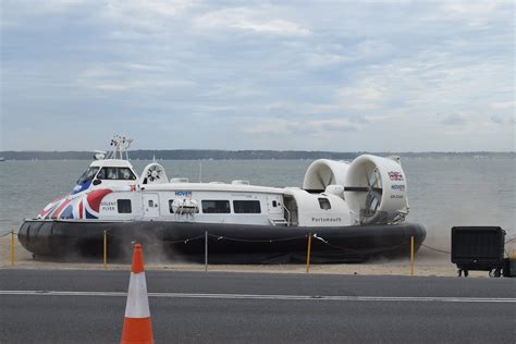 Gh Griffon Td Hovercraft Hovertravel Hovercraft Flickr