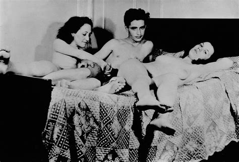 Sexy And Hot Vintage Babes Porn Pic