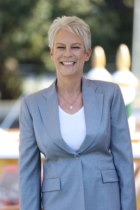 Jamie Lee Curtis, 63 anni, contro botox e chirurgia plastica | Vogue Italia