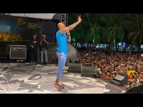 Show De L O Santana Baile Da Santinha Do Brasil Em Fortaleza Ce Youtube