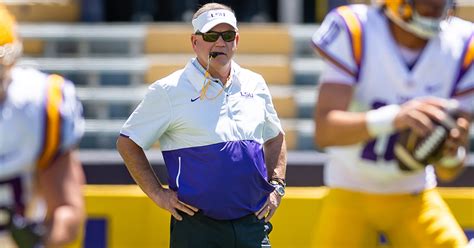 Brian Kelly explains why LSU does not post a depth chart - On3