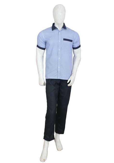 Unisex Formal Modern Housekeeping Uniforms For Office Size Large At