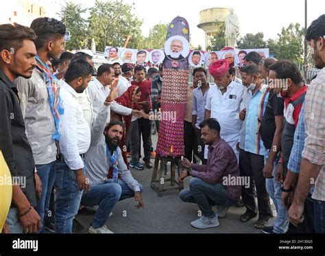 Ravana Effigy Hi Res Stock Photography And Images Alamy