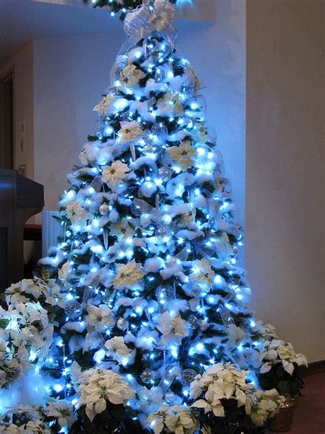 20++ White Christmas Tree With Led Lights - PIMPHOMEE