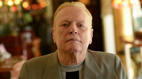 Hustler Larry Flynt El Polémico Fundador De La Revista Para Adultos