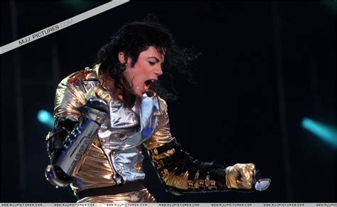 History Tour On Stage Michael Jackson Photo 7593340 Fanpop