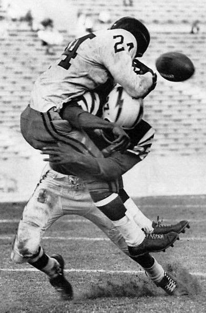 Chargers vs. New York Titans, circa 1960. | American football team ...