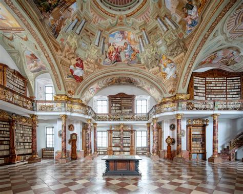 Fotógrafo passa 10 anos fotografando as bibliotecas mais lindas do