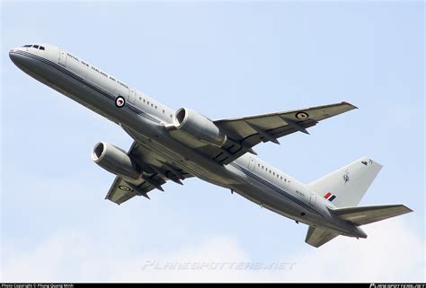 NZ7571 Royal New Zealand Air Force Boeing 757 2K2 C Photo By Phung