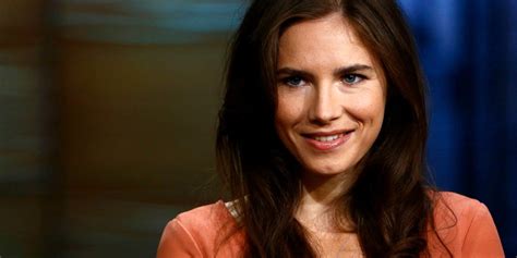 Amanda Knox Details Lesbian Sex And Relationships In Prison Yourtango