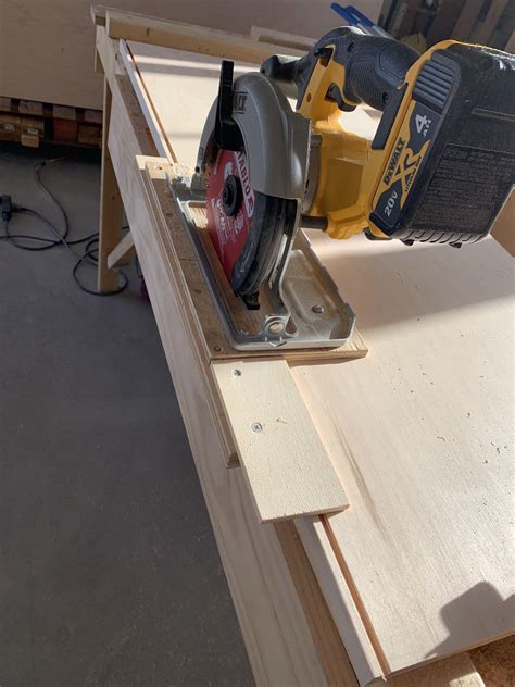 Improvising Dado Cut By Stacking 4 Blades On A Circular Saw And A