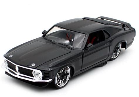 1:24 Black Maisto Diecast 1970 Ford Mustang Boss 302 Model [NB4T304] : EZBUSTOYS.COM