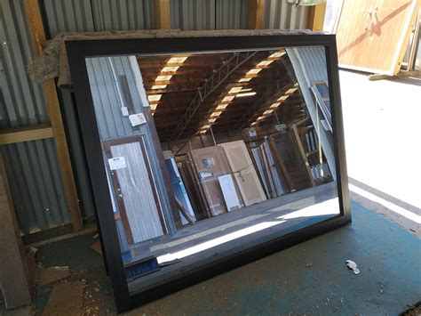 ebony-dg-fixed-window-with-mirrored-glass