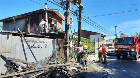 Incendio Consumió Una Leñera Y Amenazó Con Propagarse A Viviendas Cercanas En Curanilahue