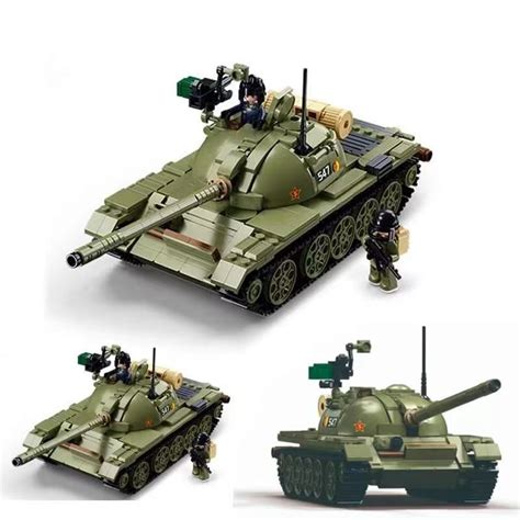 Конструктор Sluban серия "Армия" ,Три в одном,T-54C(604 листов ...