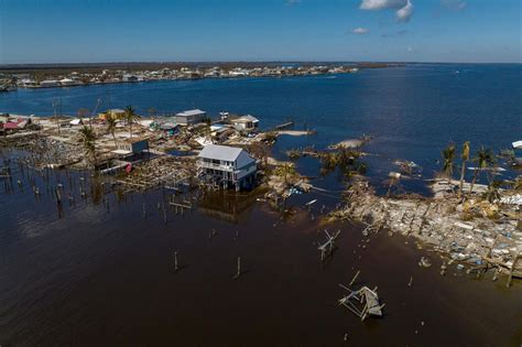 Florida Governor Defends The Timing Of Lee County Officials Evacuation