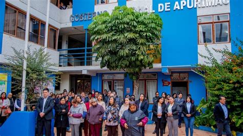 Con Fe Y Devoci N Trabajadores Del Gore Apur Mac Recibieron A Venerada