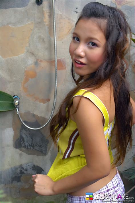 88square Mail Sujeera Pretty Photo Nude Gallery