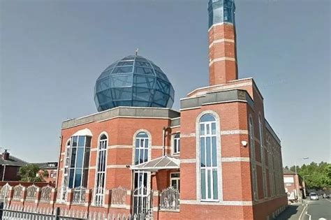 Too Big Fear Over Rochdale Mosque Expansion Plan Manchester Evening