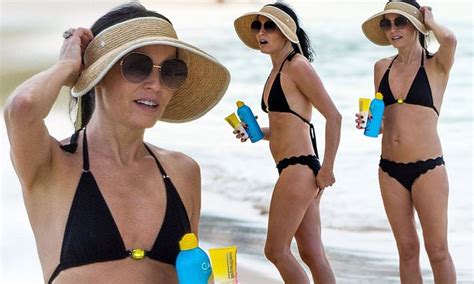 8 Hot Sexy Andrea Deck Bikini Pics