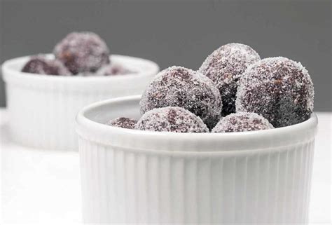 Yummy Booze Balls Recipe Cooking Fanatic