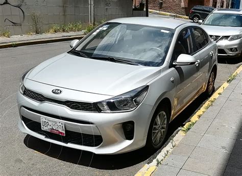 Kia Rio Sedan Lx Aut Usado Color Plata Precio