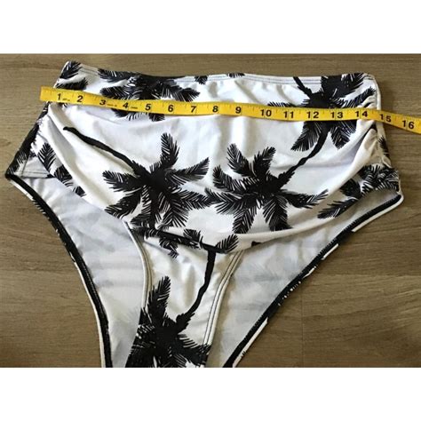 This Adorable Bikini Bottoms Are Perfect For The Depop