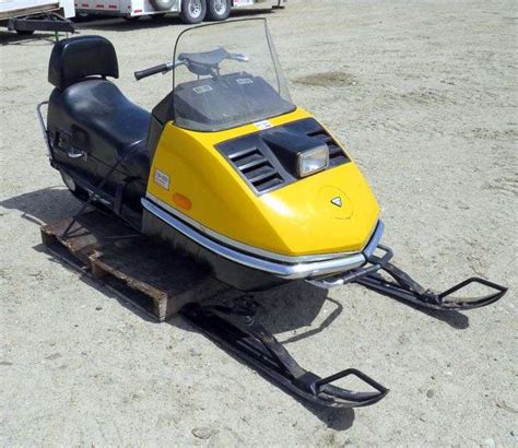 D 1343 1973 Ski Doo Bombardier 340e Snowmobile Pickett Auction Service