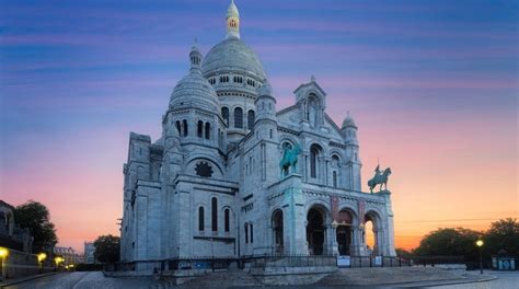 Sacre Coeur, A Beautiful Church on A Montmartre Hill, Paris ...