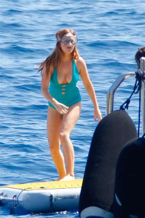 Isla Fisher Nude Pics Scenes And Porn Video Scandal Planet