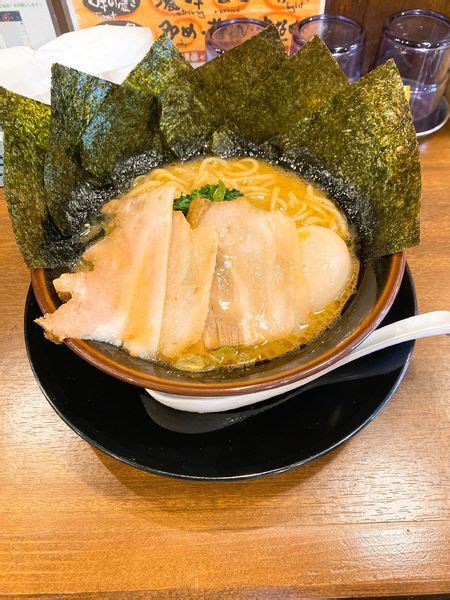 『ガチ盛りラーメン』横浜家系ラーメン ガチ家のレビュー ラーメンデータベース