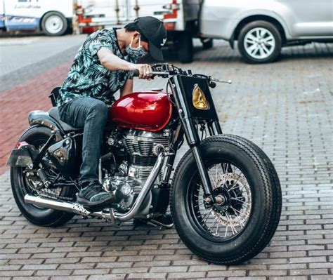 This Badass Bobber Is Actually A Royal Enfield Classic 500