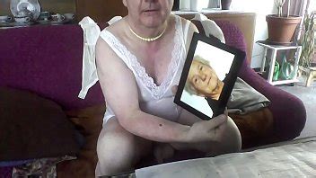 Schwuchtel Andreas Wichst Auf Ilse XVIDEOS