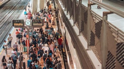 Caos en Atocha una avería en el Cercanías provoca retrasos en sus trenes