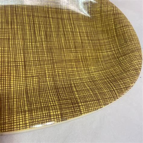 Plat Vintage Années 60 s Villeroy et Boch Couleur Jaune Paille Modéle