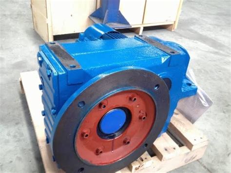 Faf Series Parallel Shaft Helical Gearmotor High Efficiency Gearboxes