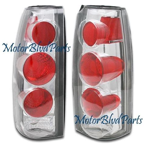 Find CHEVY GMC CK FULLSIZE SUV TRUCK TAIL LIGHTS REAR LAMPS In Ontario