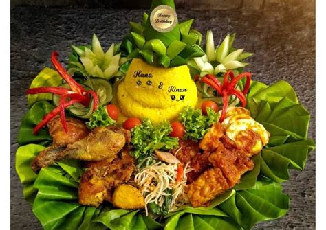 Resep Tumpeng Mini Nasi Kuning Oleh Tyas Yodha Cookpad