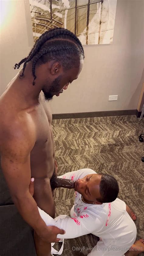 Two Black Hunks Fuck BoyFriendTV